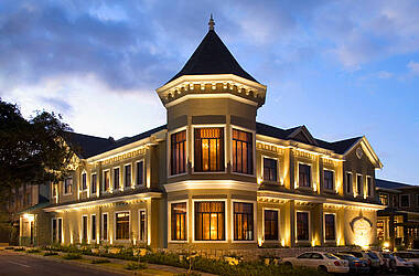 Blick auf die Fassade des Hotel Grano de Oro in San Jose, Costa Rica