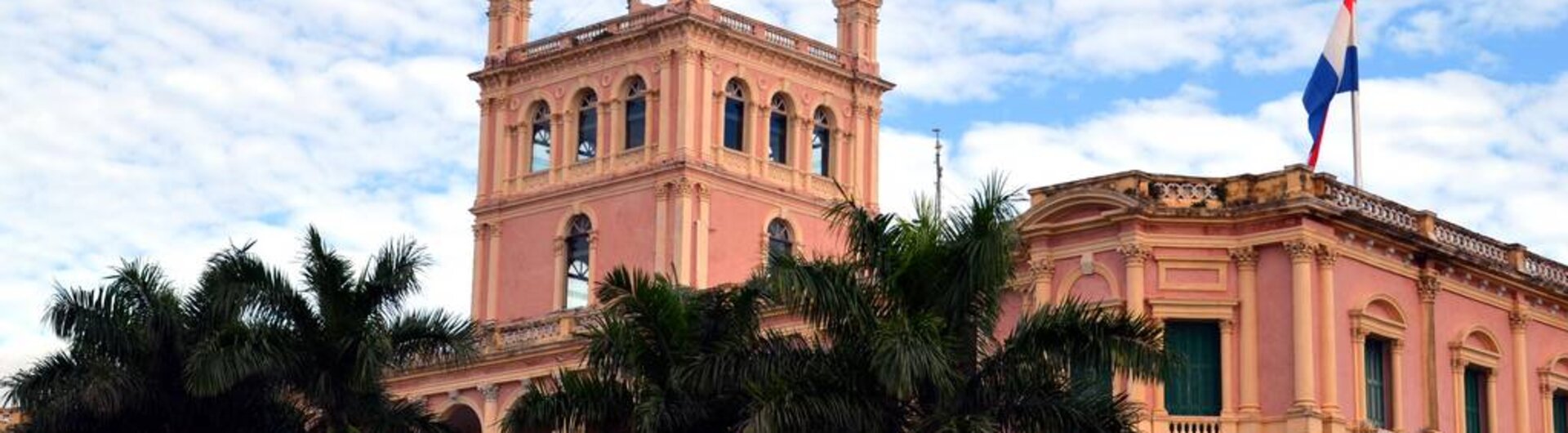 Der Rote Regierungspalast in Asunción, Paraguay.
