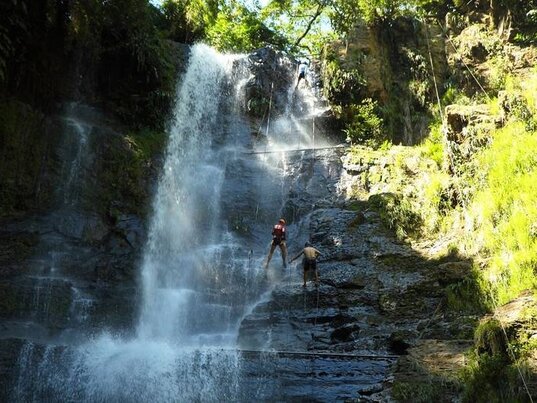 Outdoorsport am Cascada de Juan Curi in San Gil