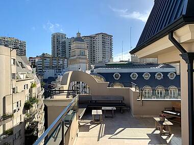 Terrasse mit Blick über die Stadt im Carles Hotel, Buenos Aires