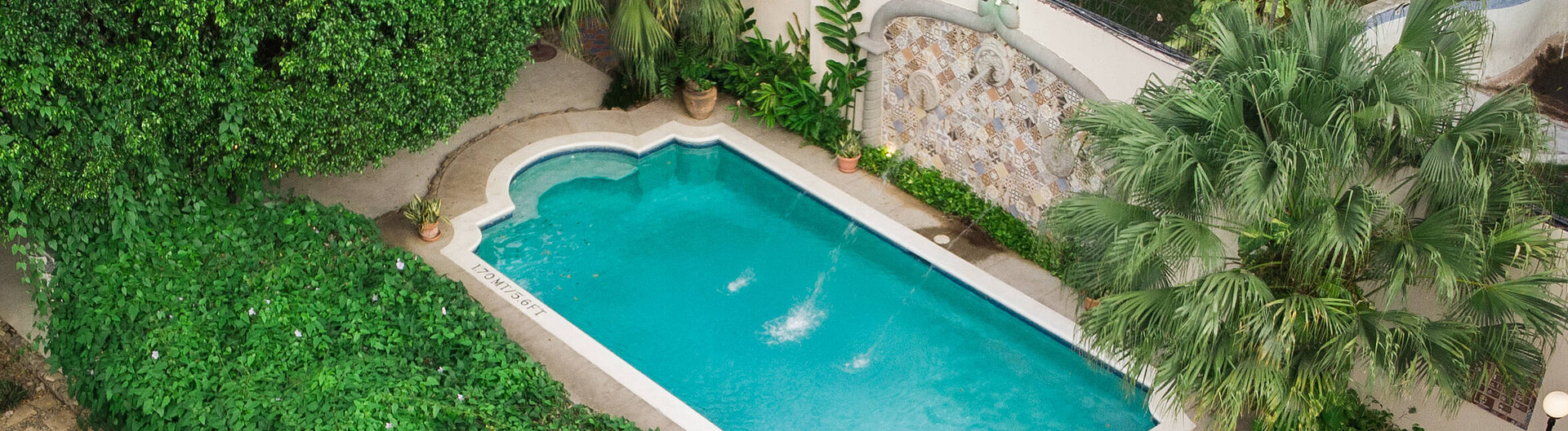 Außenpool des Hotels Los Robles in Nicaragua