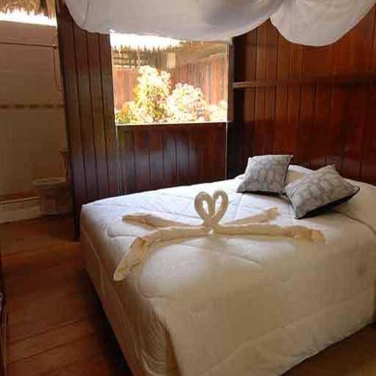 Standardzimmer mit Dschungelvibes in der Sandoval Lake Lodge, Tampopata Amazonas Peru