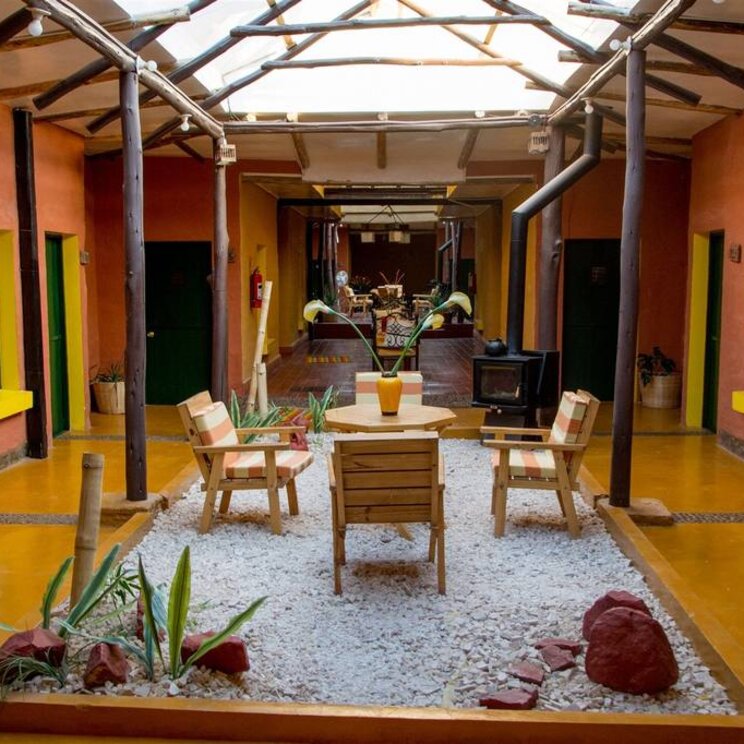 Sitzbereich im Hotel Jardines de Uyuni, Bolivien