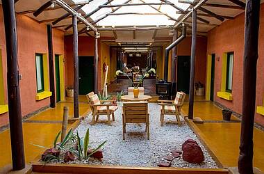 Sitzbereich im Hotel Jardines de Uyuni, Bolivien