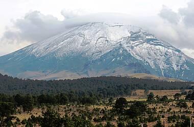 Schneebedeckter Vulkan Popocatépetl