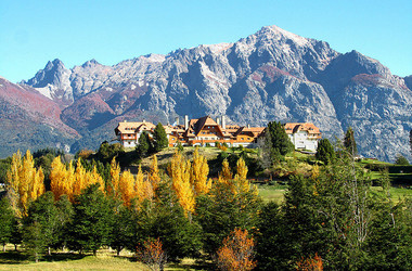 Llao Llao Hotel in der Berglandschaft um Bariloche