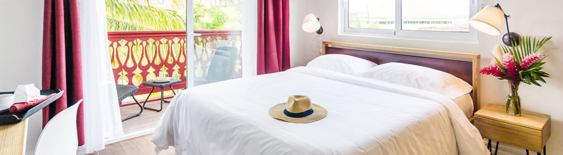 Doppelbett des Hotels Divers Paradise Boutique Hotel