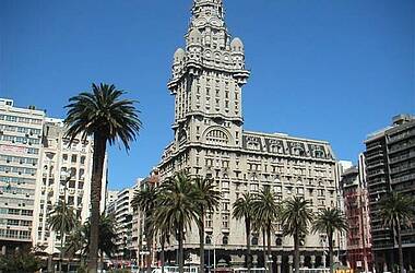 Plaza independencia in Montevideo
