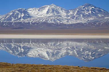 Spiegelung der Berge im Norte Chico See, Chile