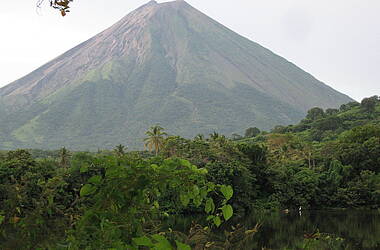 Aktiver Vulkan Concepcion in Charco Verde, Isla de Ometepe