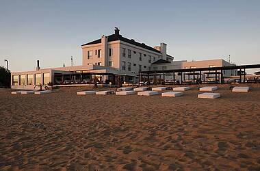 Das Serena Hotel am Strand von Punta del Este, Uruguay