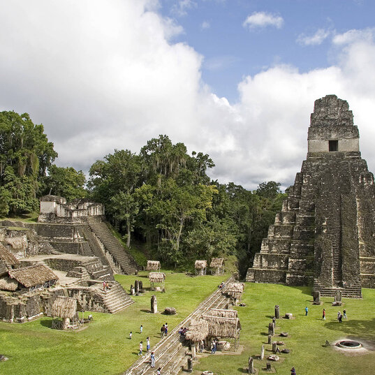 Die Maya-Ruinenstadt Tikal in Guatemala fotografiert von Cristian Monterroso