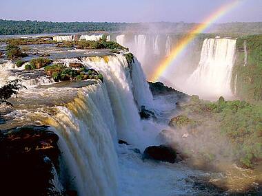 Iguazu Fälle mit Regenbogen