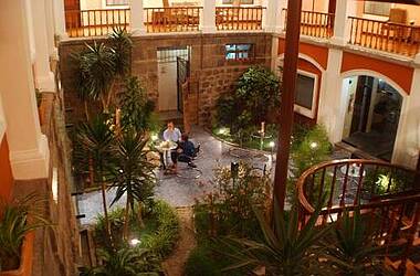 begrünter Innenhof im Hotel Patio Andaluz, Quito