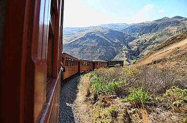 Unterwegs in Ecuador mit der Andenbahn Tren Crucero