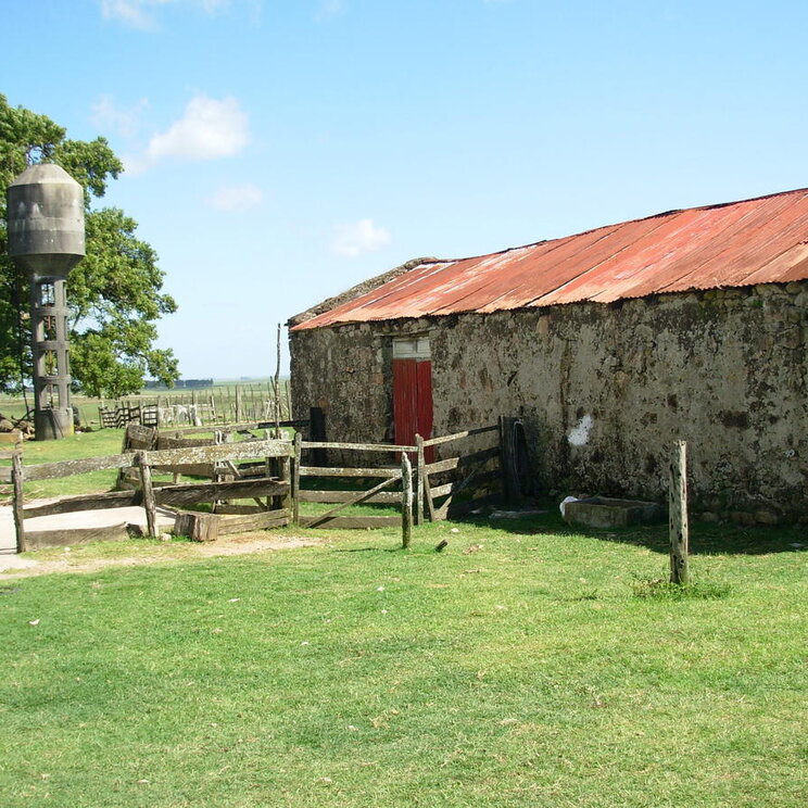 Eingang der Estancia Los Platanos in Uruguay