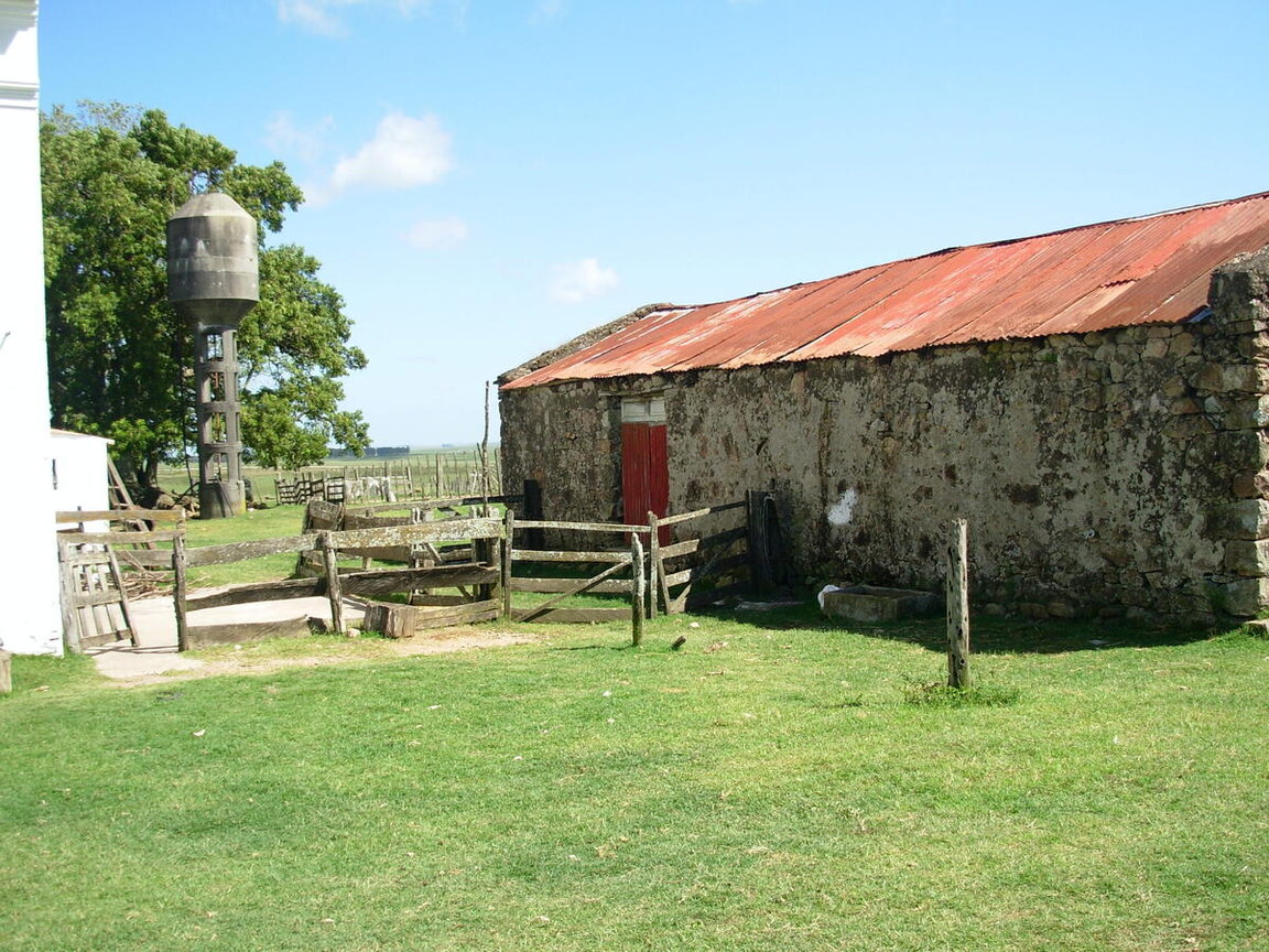Eingang der Estancia Los Platanos in Uruguay