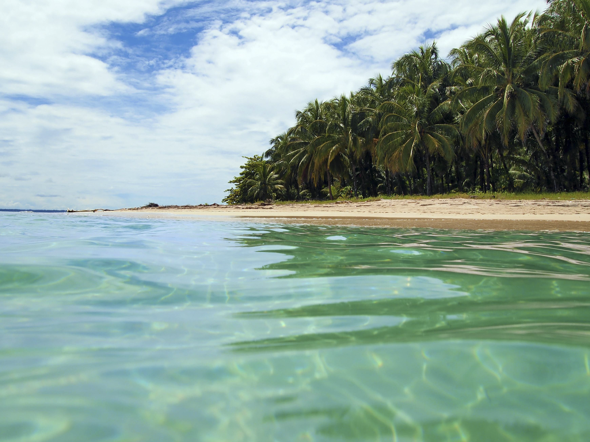 Türkises Meer im Cahuita Nationalpark Costa_Rica