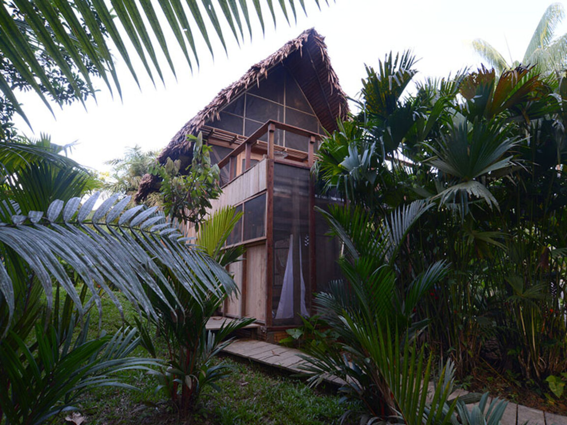 Bungalowkabine in der Calanoa Lodge im kolumbianischen Amazonas