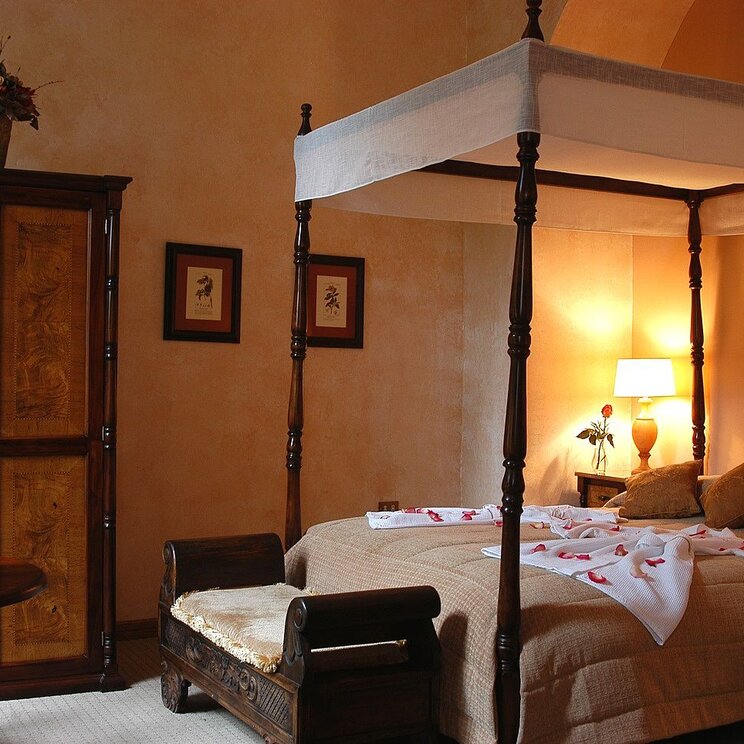 Koloniale Einrichtung im Mansión Alcázar Boutique Hotel, Cuenca