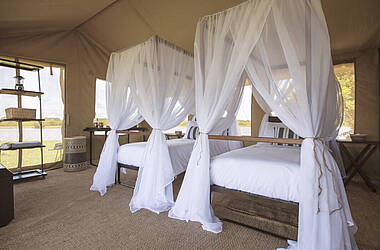 Doppel-Zimmer mit Moskitoschutz im Corocora Camp, Llanos Region, Kolumbien