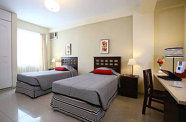 Zimmer mit zwei Einzelbetten im LP Los Portales Hotel Chiclayo, Peru