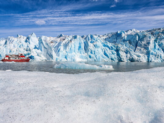 Mit dem Expeditionsschiff durch die Gletscher von Patagonien, Glacier Grey