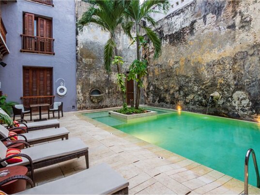 Relaxen am Pool im Ananda Boutique Hotel Cartagena