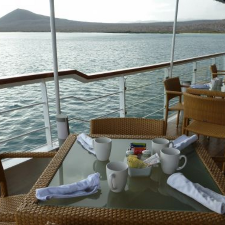 Restaurant auf der La Pinta 2 Yacht und Kreuzfahrtschiff, Galápagos Cruise