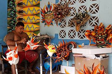 Maskenbildner in Panama Stadt