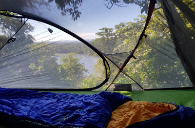 Camping im Hängezelt im bolivianischen Amazonas