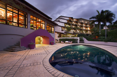 Outdoorpool des Hotels Alta Las Palomas in Costa Ricas Hauptstadt San Jose