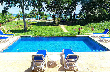 Eigener Pool und Beach Villa im Hotel Red Frog Beach Island Resort, Bocas del Toro
