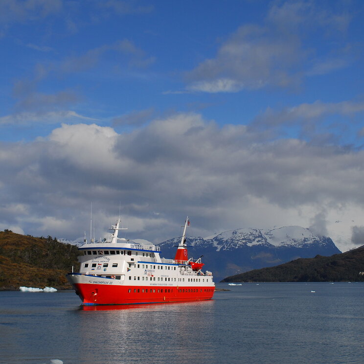 M/S Skorpios II im Calvo-Fjord