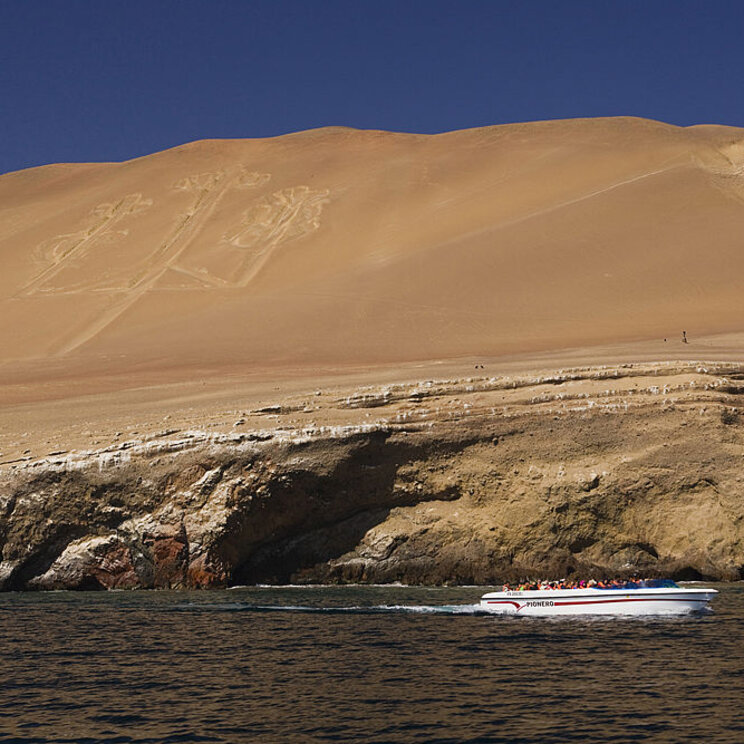Der Kerzenleuchter El Candelabro in Paracas, Peru