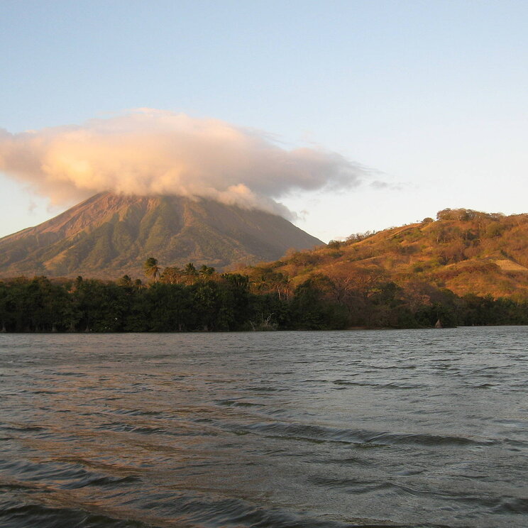 Laguna Charco Verde mit Vulkan Concepció, Isla de Ometepe