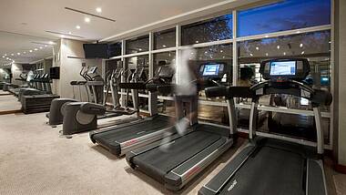 Moderner Fitnessbereich im Park Hyatt Mendoza Hotel, Casino & Spa, Mendoza