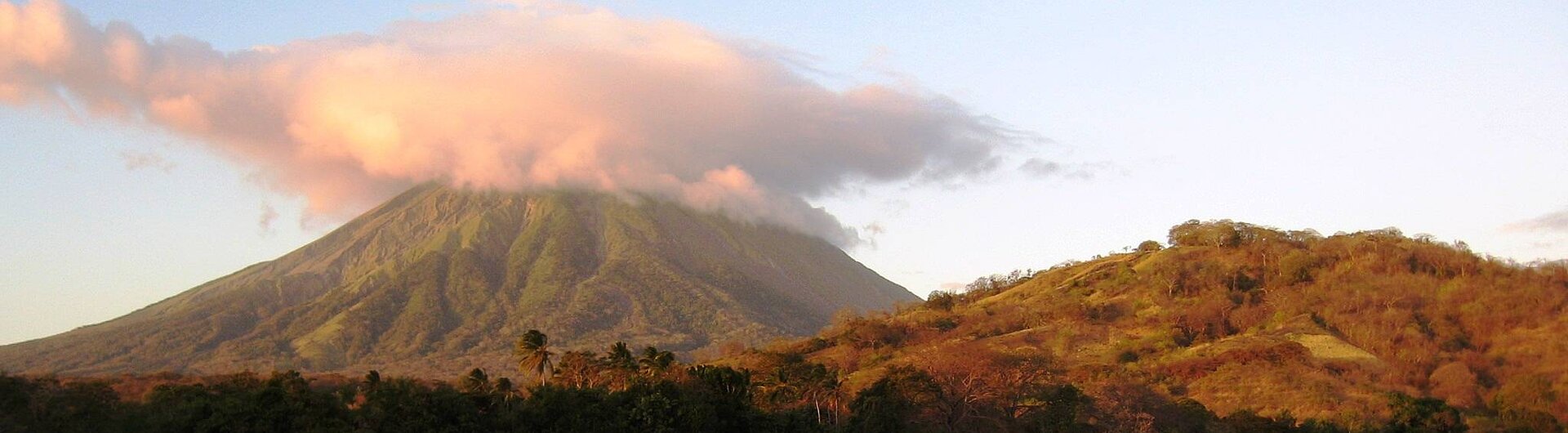 Aktiver Vulkan Concepcion in Charco Verde, Isla de Ometepe
