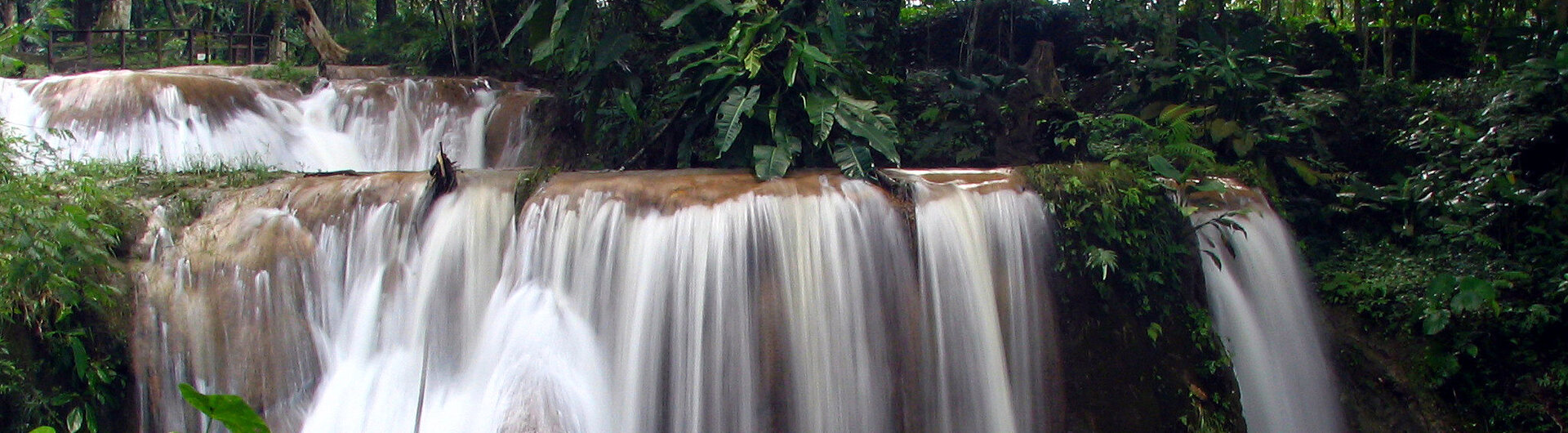 Wasserfälle Aqua Azul im Dschungel von Chiapas